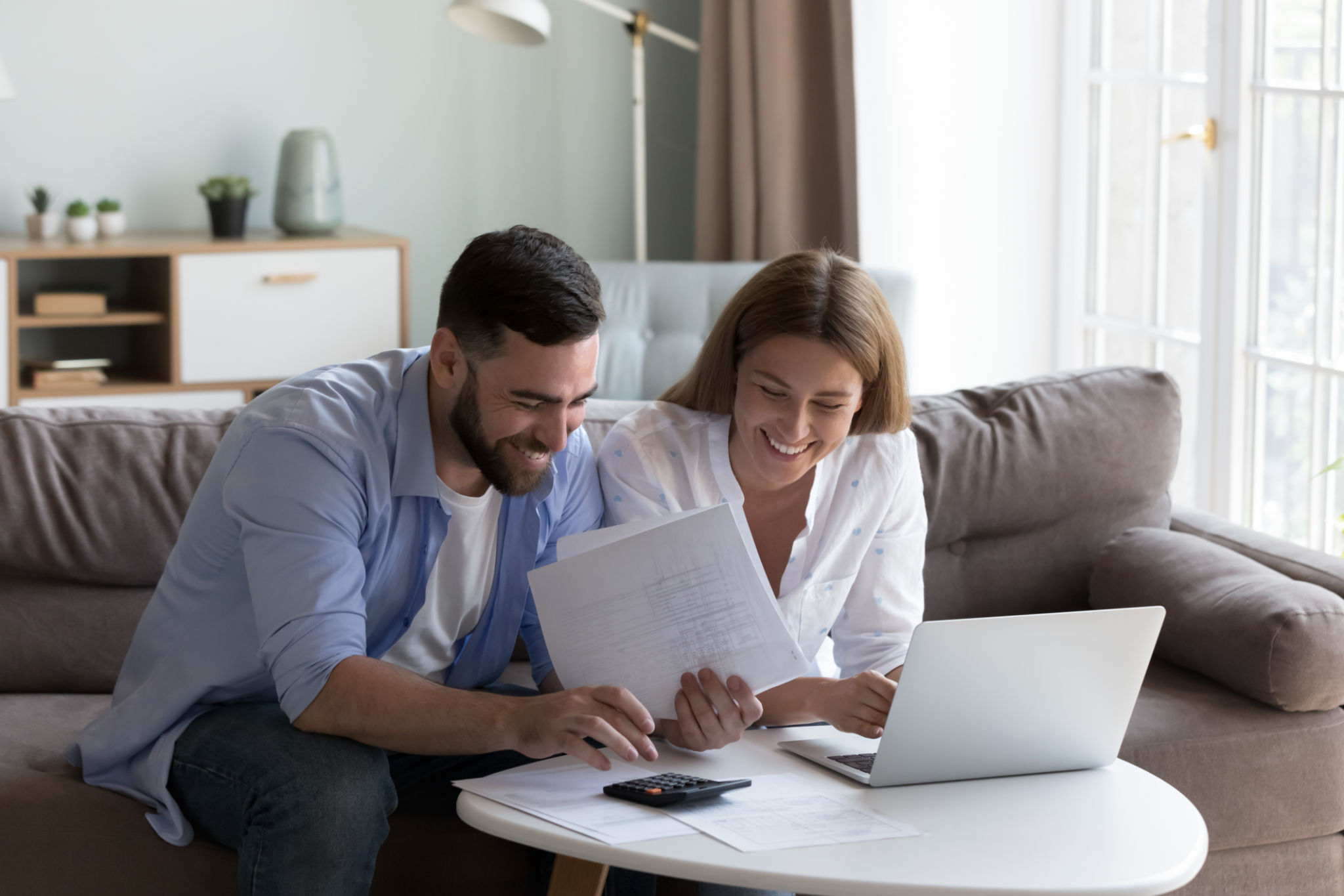 Unlock flexible access to your home’s equity with a revolving line of credit that lets you borrow funds as you need them.